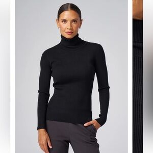 GAP Women's Black Ribbed Turtleneck Sweater
